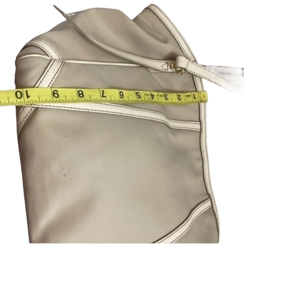 Burberry Canterbury tote bag in khaki and white leather - Picture 5 of 13